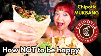 FIRST TIME TRYING CHIPOTLE - Worth the Hype? (Vegan Mukbang) | Munching Mondays Ep.123