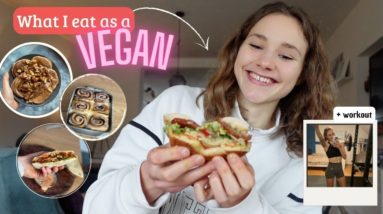 WHAT I EAT AS A VEGAN 🌱 New year, new me?!🤨