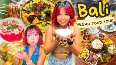 Eating VEGAN in BALI, Indonesia (VEGAN HEAVEN) ❤️ I Travelled to BALI with my followers! #bali #vlog
